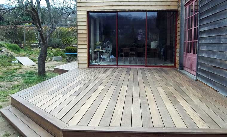 Terrasse en bois réalisée par LES BOIS DE L’AVENIR